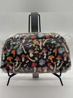 Mushroom Print Cosmetic Bag - Black